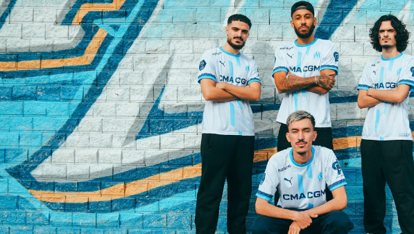 Les maillots eSport : Allie performance et style